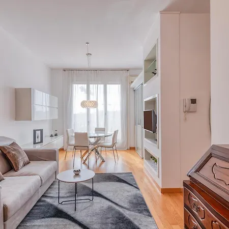 Royal Luxury Brera Apartment