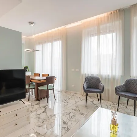 Royal Luxury Brera Appartamento *