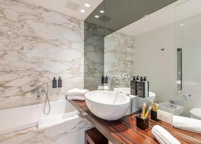Royal Luxury Brera Apartment *