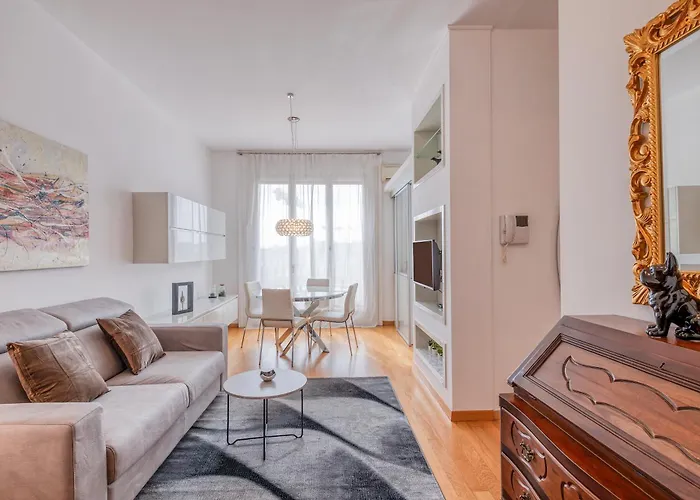 Royal Luxury Brera Apartment